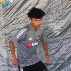 Meet your Posher, Edgardo